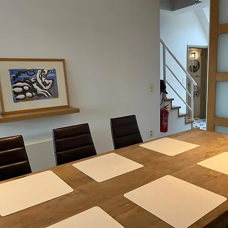 Penthouse De Vaughan -luxe Met Zeezicht *