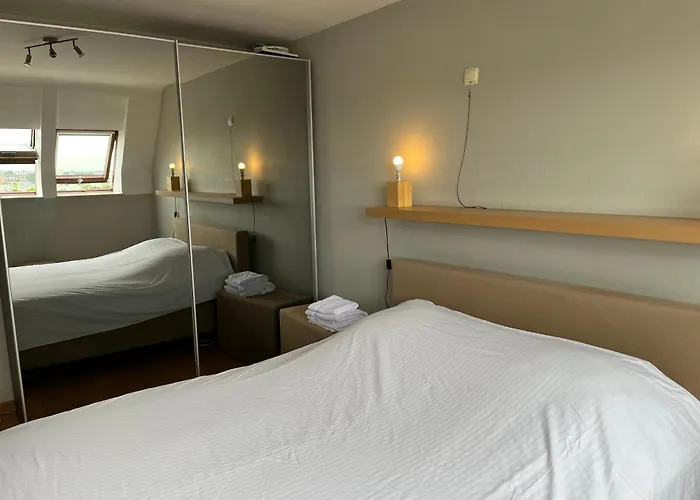 公寓 Penthouse De Vaughan -luxe Met Zeezicht