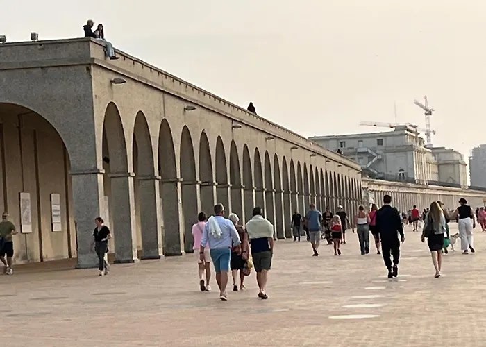 Penthouse De Vaughan -luxe Met Zeezicht 奥斯滕德