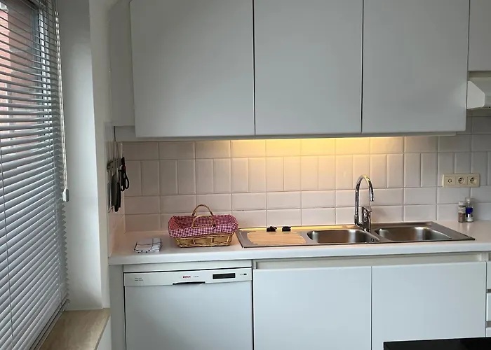 Penthouse De Vaughan -luxe Met Zeezicht 公寓 奥斯滕德