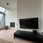 Penthouse De Vaughan -luxe Met Zeezicht