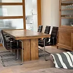 Penthouse De Vaughan -luxe Met Zeezicht *