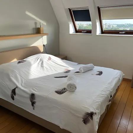 Penthouse De Vaughan -luxe Met Zeezicht Ostenda