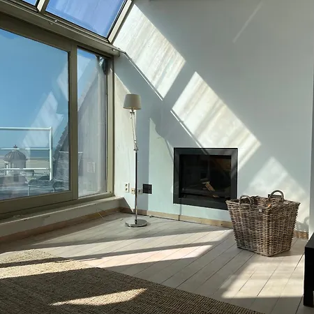 Penthouse De Vaughan -luxe Met Zeezicht