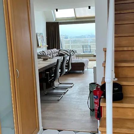 Penthouse De Vaughan -luxe Met Zeezicht