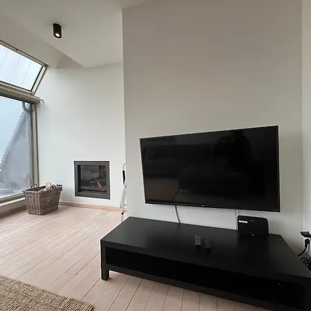 Penthouse De Vaughan -luxe Met Zeezicht
